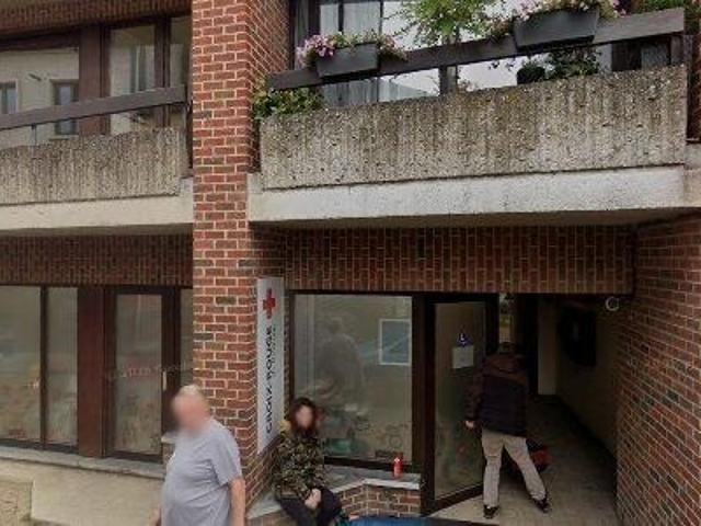 65 m2 apartment for rent in Florennes