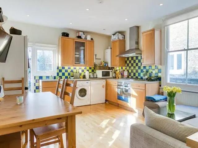 65 Oakmead Road, London, SW12 9SH, United Kingdom | 3 bed apartment for rent #139545718 | Rentberry