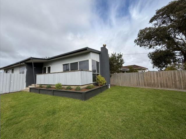 65 Patrick Street, Portland