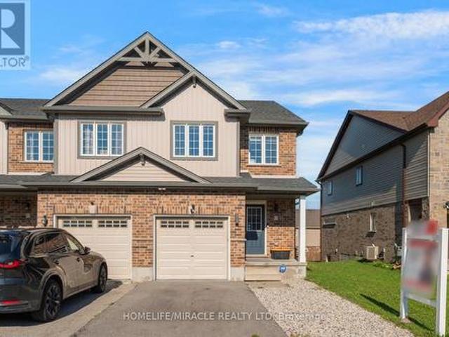 65 Renfrew Street, Kitchener, ON, N2R 0G5 house for sale | Listing ID X13640 | Royal LePage