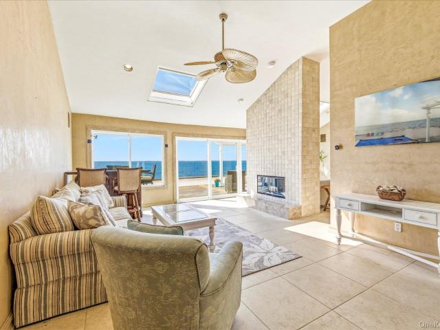65 Shore Drive S