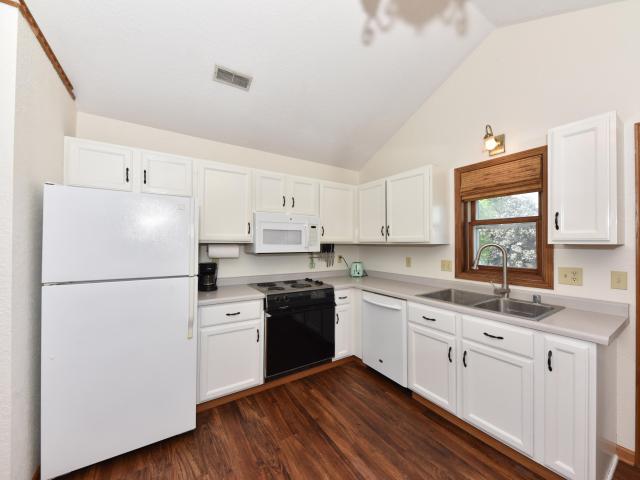 65 Stacy Lynn Ln, Unit B
