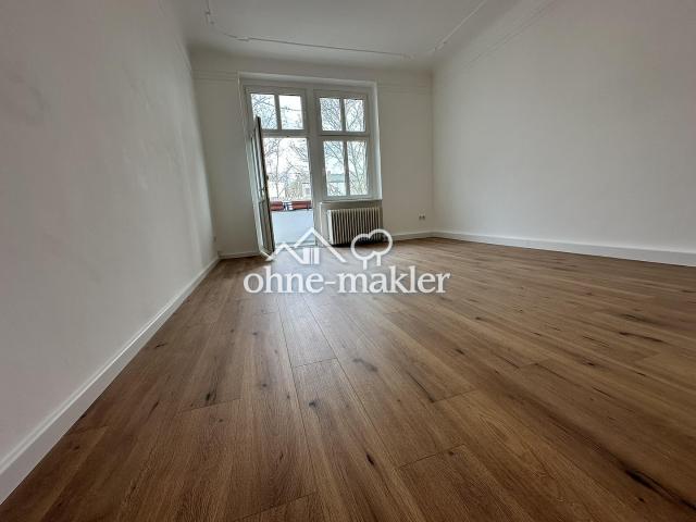 65m Wohnung Berlin Spandau, Balkon + Garten – 1 Min zur Havel + Koeltzepark