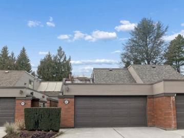 Greater Vancouver - Patio, Garden, Fireplace