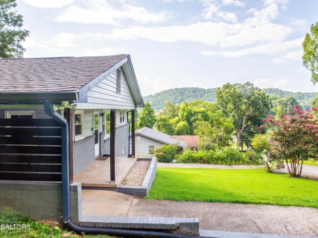6609 Hilda Lane