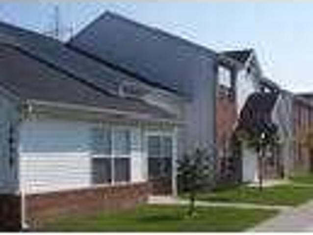 $660 / 2br 949ftÂ² Walking distance to new St. E! Available Dec/Jan 3951