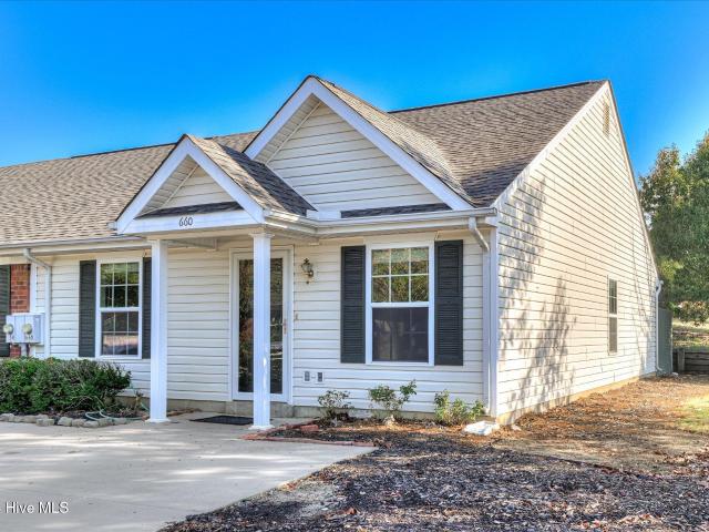 660 Brook Trail