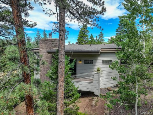 660 Golden Gate Drive