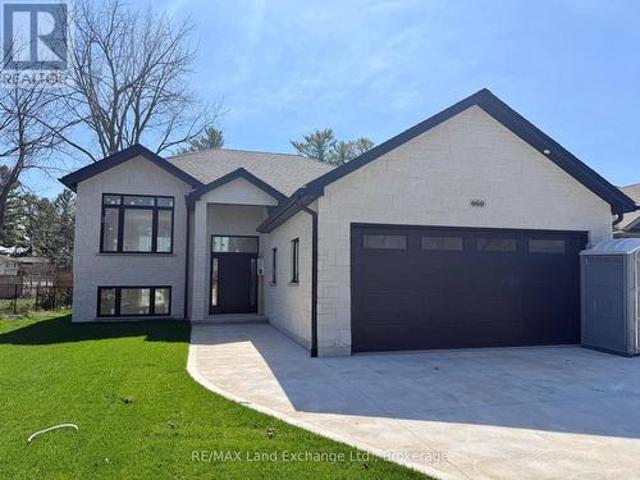660 Devonshire Road, Saugeen Shores, ON, N0H 2C3 house for sale | Listing ID X13060 | Royal LePage