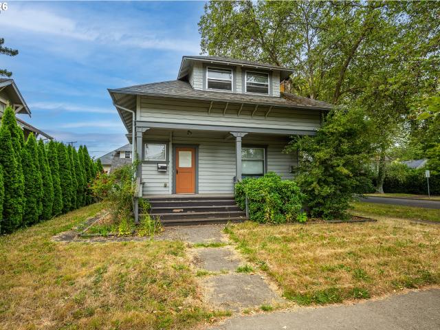 660 NW Van Buren AVE