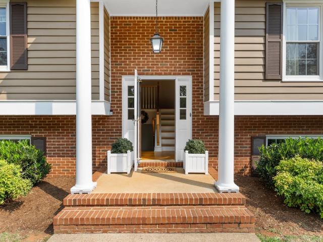 660 spring lake dr