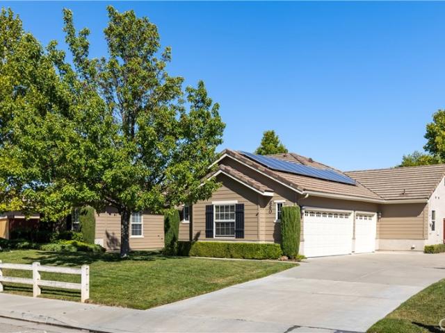 660 River Oaks