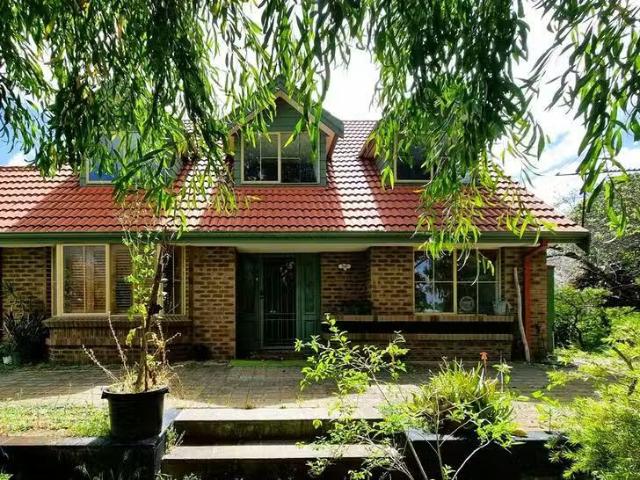 660 Warton Road, Treeby, WA 6164