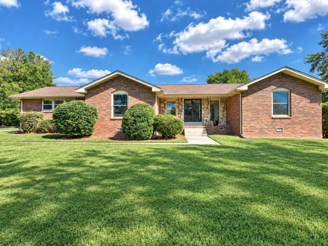 6610 Clarksville Pike