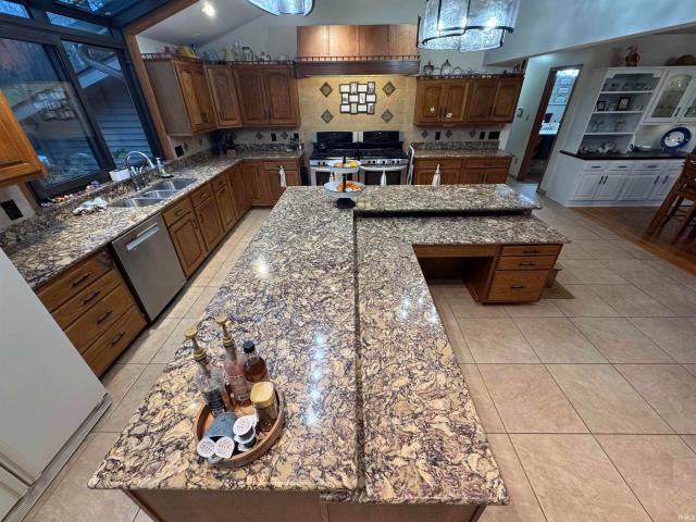 66110 Oak Road
