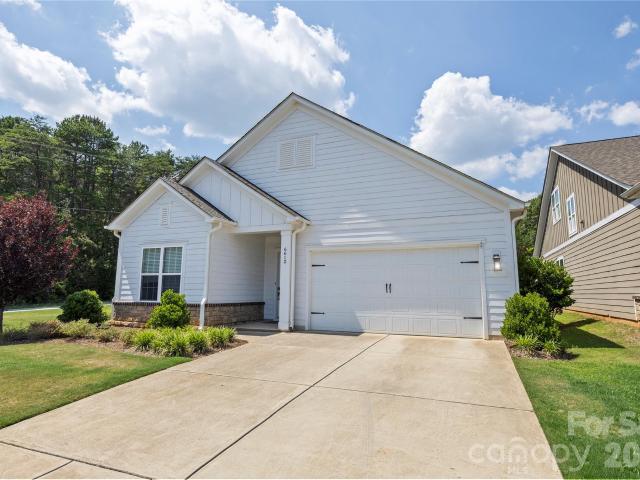 6612 Star Drive