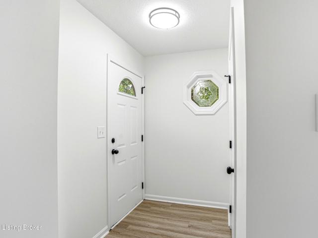6613 Fincastle Trail