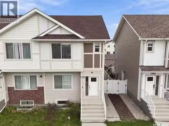 661 Feheregyhazi Boulevard, Saskatoon, SK, S7W 0Z4 house for.