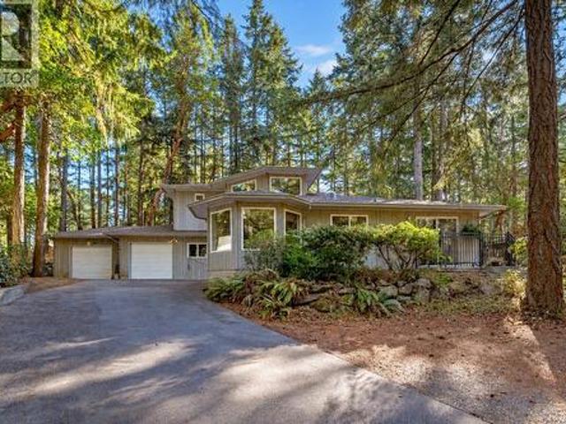 661 Millstream Lake Rd, Highlands, BC, V9B 6E9 house for sale | Listing ID 1050 | Royal LePage
