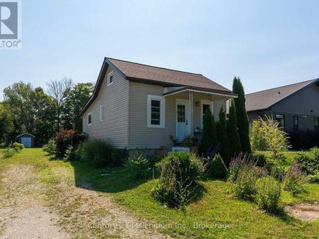 661 Watson Street, South Bruce Peninsula, ON, N0H 2T0 house for sale | Listing ID X13625 | Royal LePage