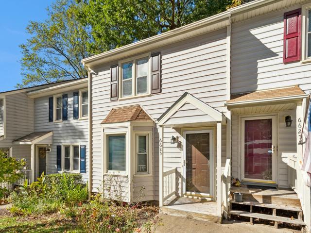 6625 English Ivy Lane