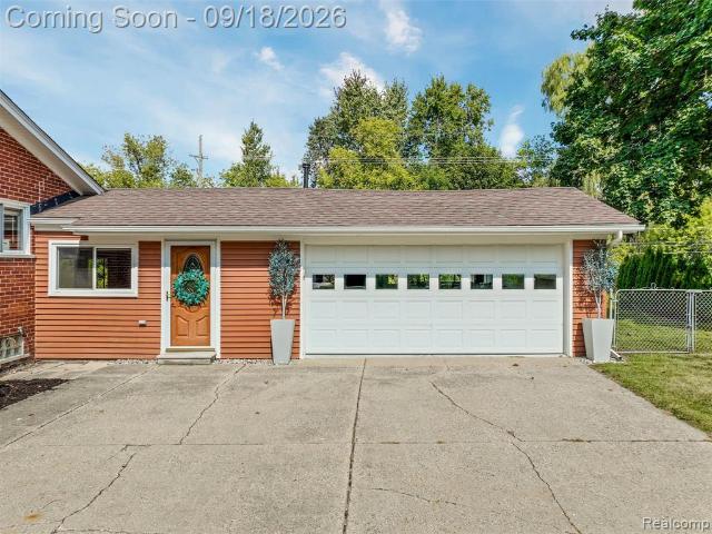 6628 Northview Drive