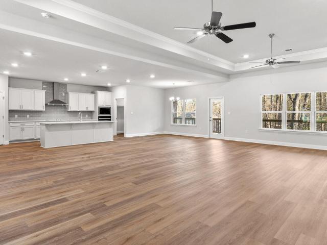 6629 Palm Pointe Drive