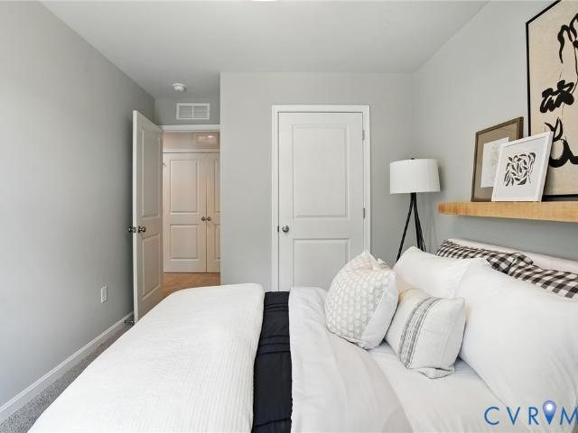 6622 Lunsford Drive