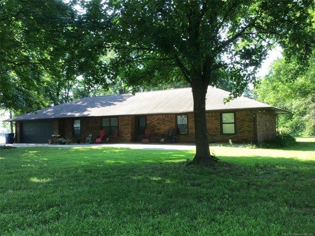 662 Hampton Rd, Adair, OK 74330