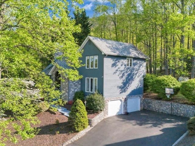 662 Stayman Road