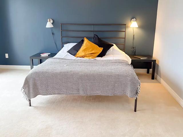 6636 Dumfries St, Vancouver Student Apartments | Amber