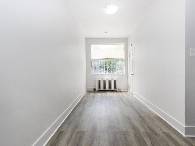 6637 St. Denis
