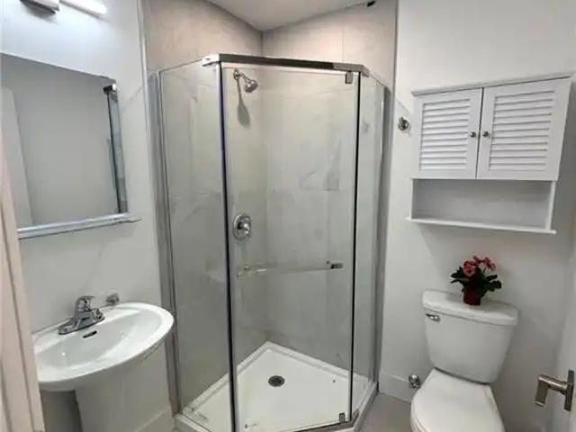 6638 MCLEOD Road Unit# 115