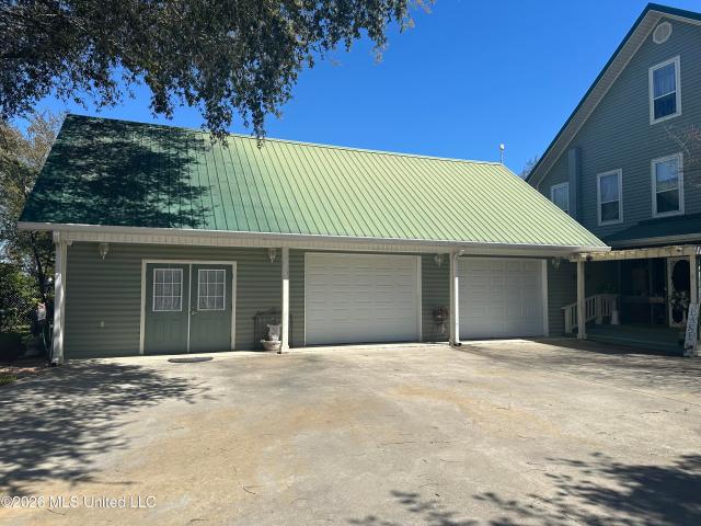 6631 Hwy 568
