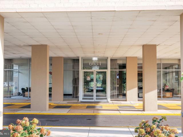 6631 Wakefield Dr, Unit 106, Alexandria, VA 22307 | MLS #VAFX2305