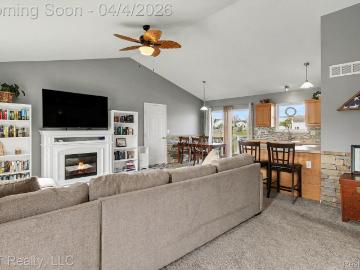 6632 Hanna Court