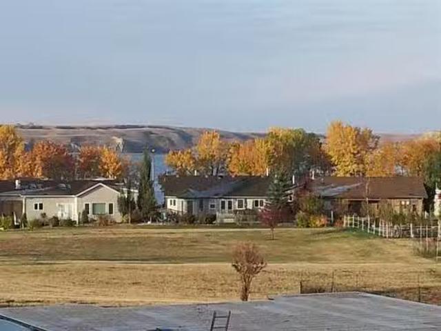 663 Lakeside Drive, Rural Vulcan County, AB, T0L 0R0 condo f.