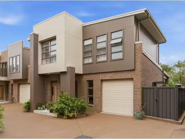 6/63 Paton Street, Woy Woy Townhouse for rent Listed by Olivi.