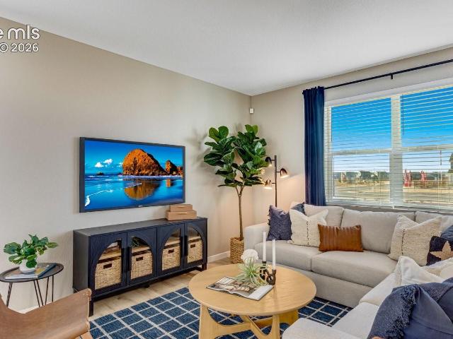 6644 Dragontail Terrace