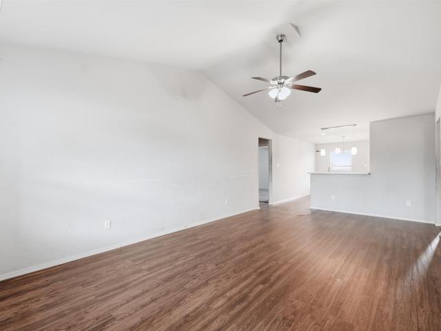 6648 White Oak Way