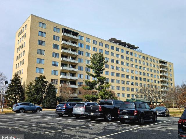 6641 Wakefield Dr, Unit 712, Alexandria, VA 22307 | MLS #VAFX2294