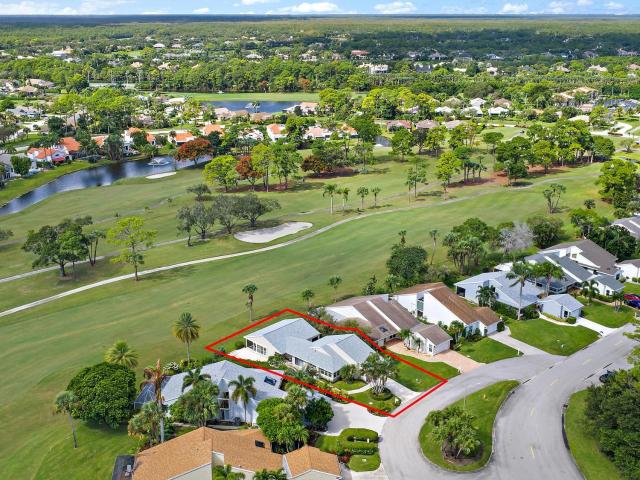 6642 S Pine Ct, Palm Beach Gardens, FL 33418 | MLS #R11131