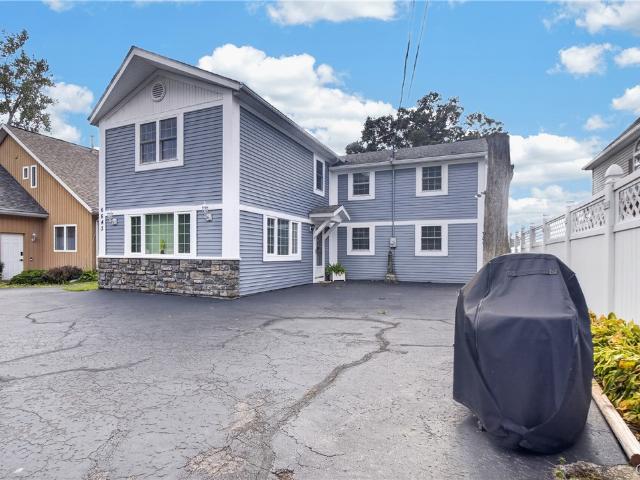 6643 N Lakeshore Road