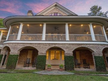 664 River Road