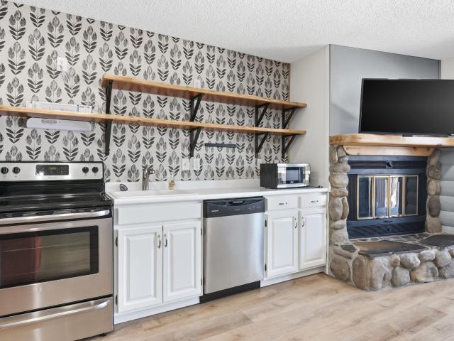 6658 Schuss Mountain Lane