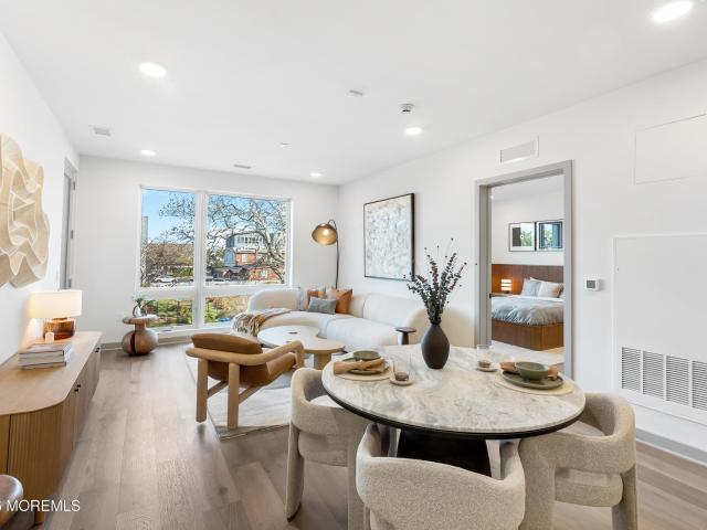 665 2nd Avenue Unit 310
