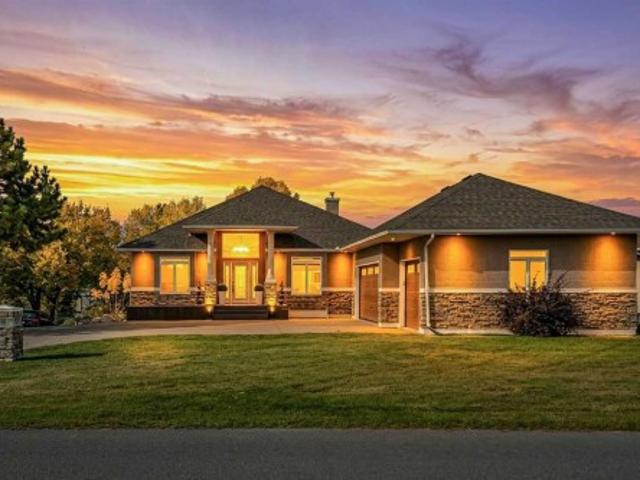 665 East Lakeview Road, Chestermere, AB, T1X 1B1 house for sale | Listing ID A2350 | Royal LePage