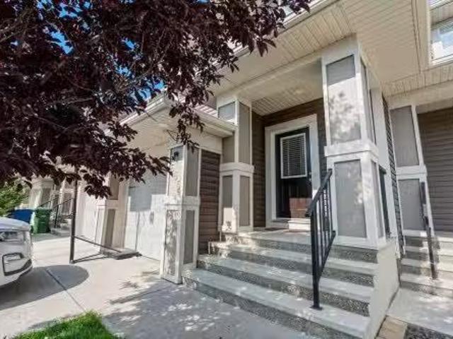 665 Hillcrest Road Sw, Airdrie, AB, T4B 4C7 house for sale.