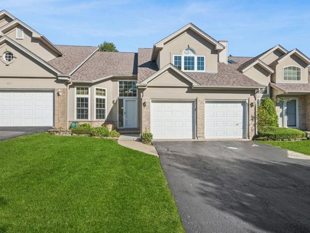 665 Meadowdale Dr, Romeoville, IL 60446