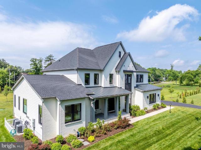 665 Stratford Hill Court